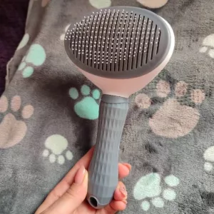 Recibido Cepillo de Limpieza Automática para Eliminar Pelo de Perro del cliente P****a.