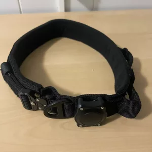 Recibido Collar de Perro con Soporte Táctico para AirTag y Asa del cliente G******i.